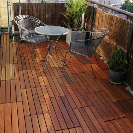Durable Deck Flooring for Outdoor Style and Comfort